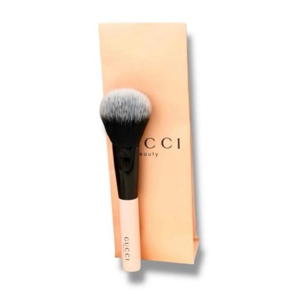 Gucci Beauty Cosmetic Makeup Blush Brush - Picture 1 of 2
